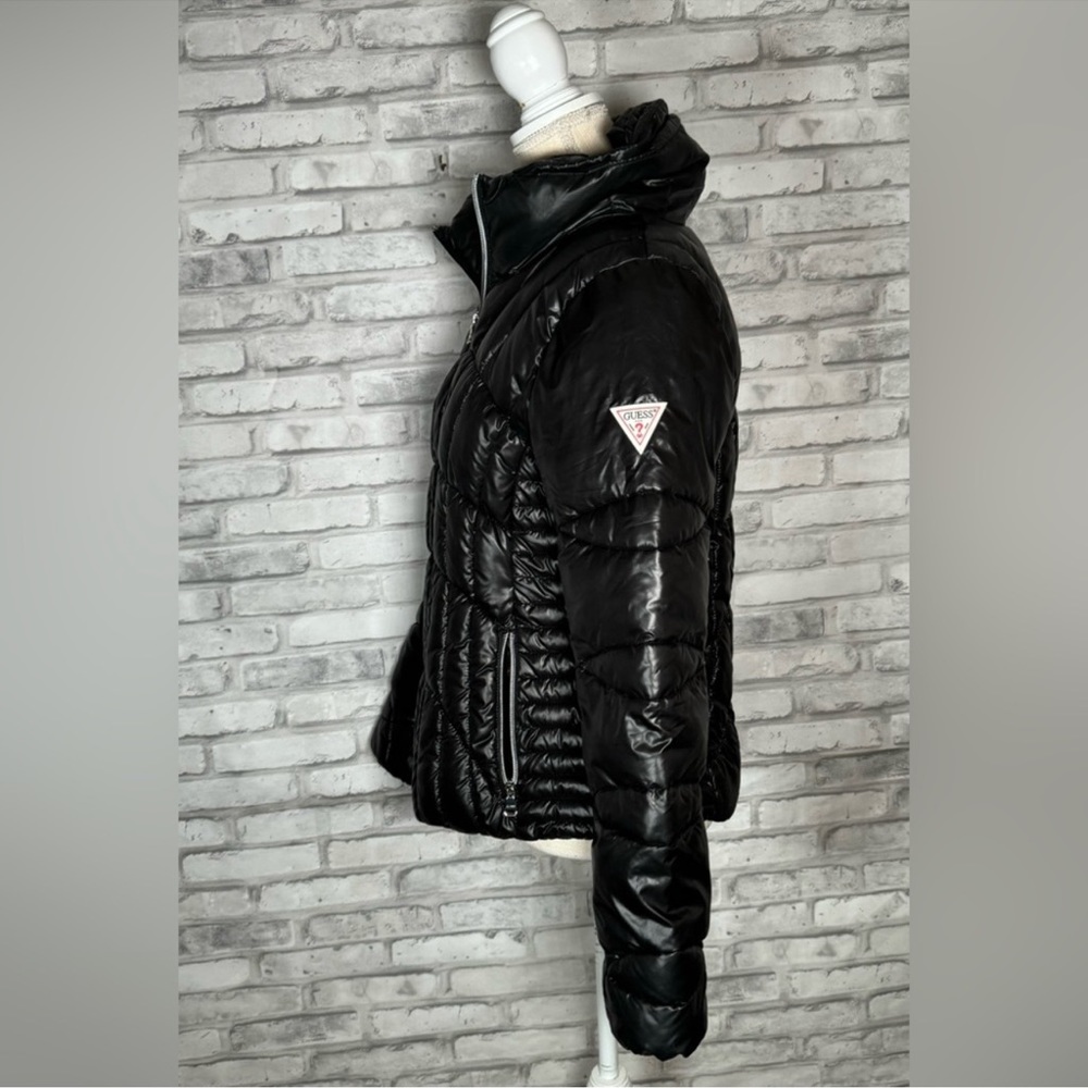 Guess Black Zip up Size M